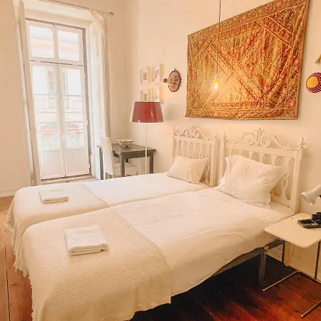 Charming 5 Bedroom In Traditional